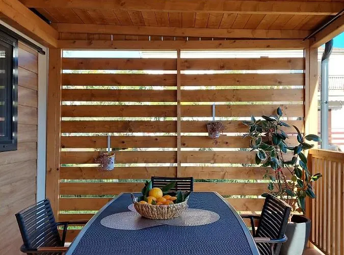 Camping Julija Mobile Lux *